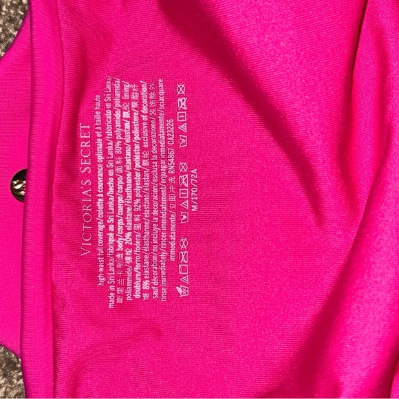 Victoria's Secret Bombshell swim suit - Picture 5 of 5